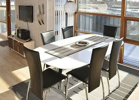 Amazing In Sydals With Wifi * Skovby (Syddanmark)